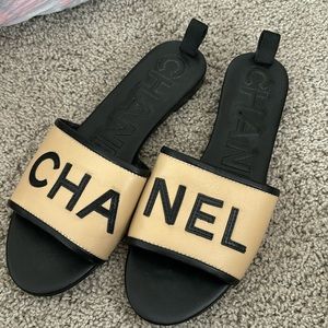 Chanel slides ! Price reflects